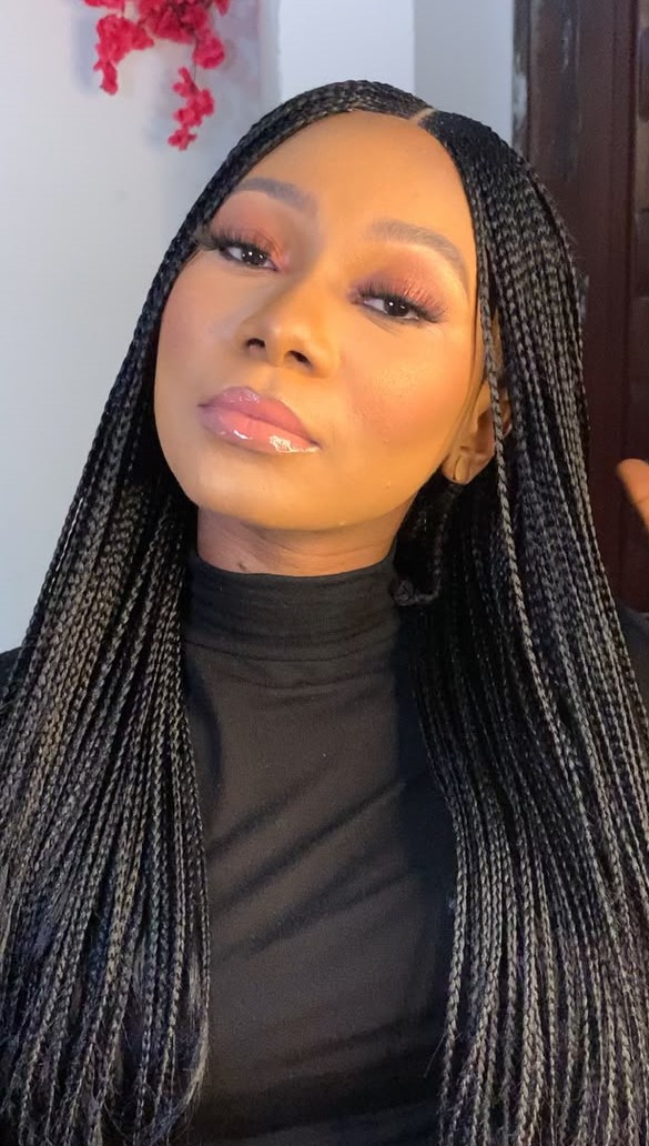 Knotless Braids & Cornrows